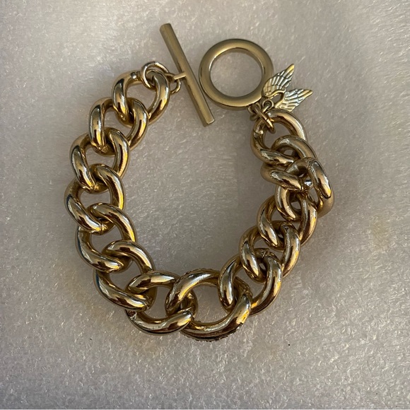 Victoria’s Secret Gold-tone Chunky Link Toggle Bracelet - Picture 2 of 7